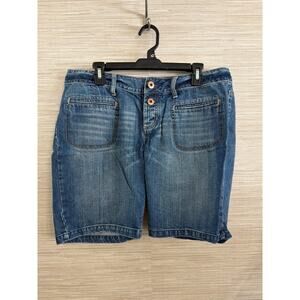 American Eagle Women's Jean shorts button fly size 14